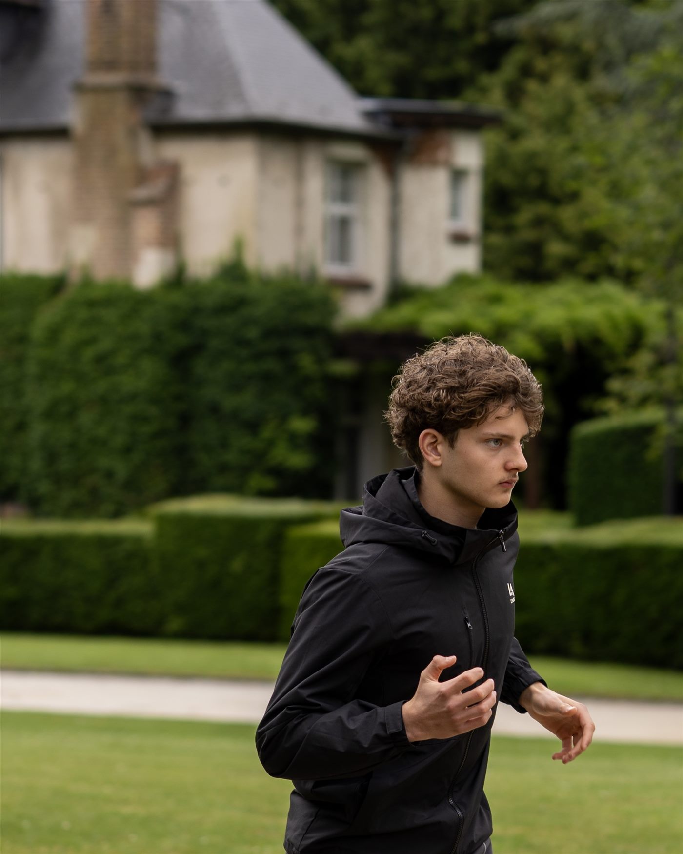 Boris Yonchev running